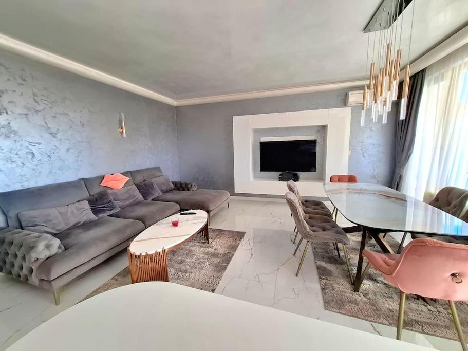 Spacious Prestige Penthouse Варна Экстерьер фото
