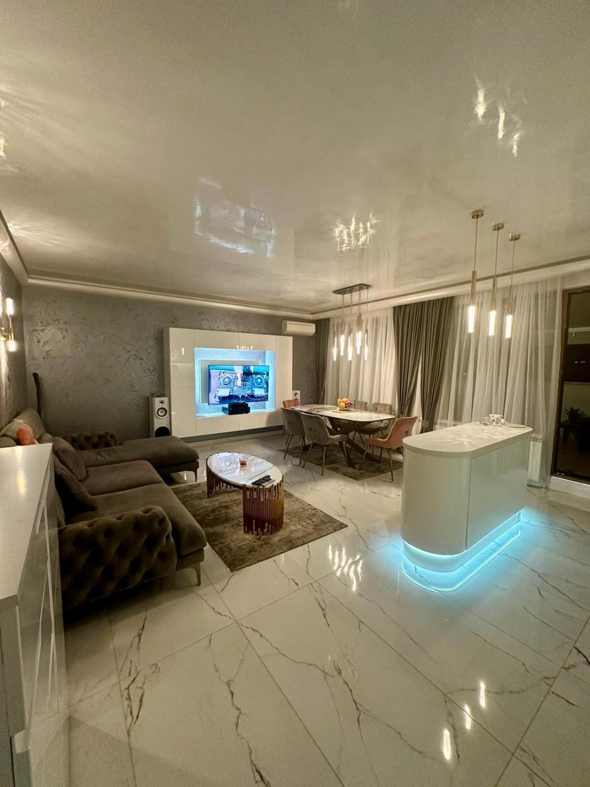 Spacious Prestige Penthouse Варна Экстерьер фото
