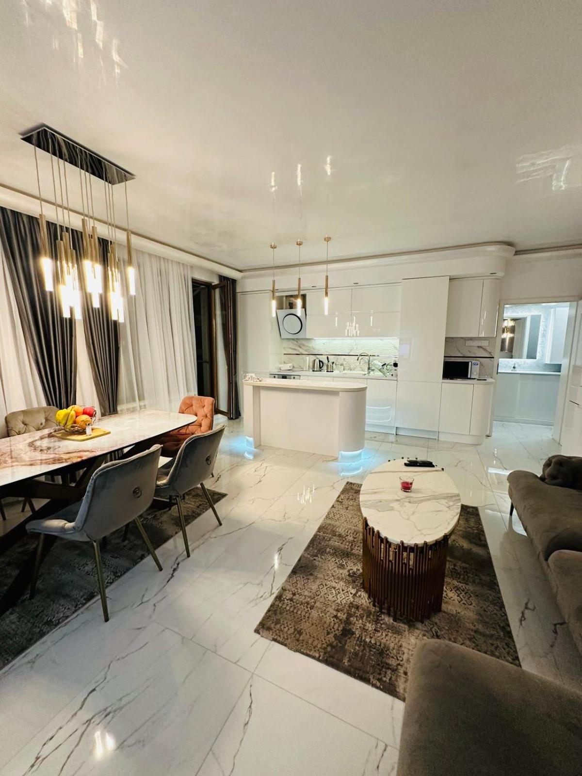Spacious Prestige Penthouse Варна Экстерьер фото