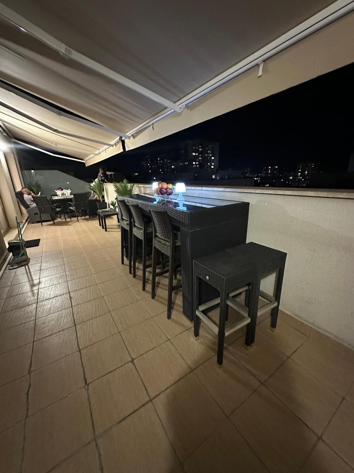 Spacious Prestige Penthouse Варна Экстерьер фото