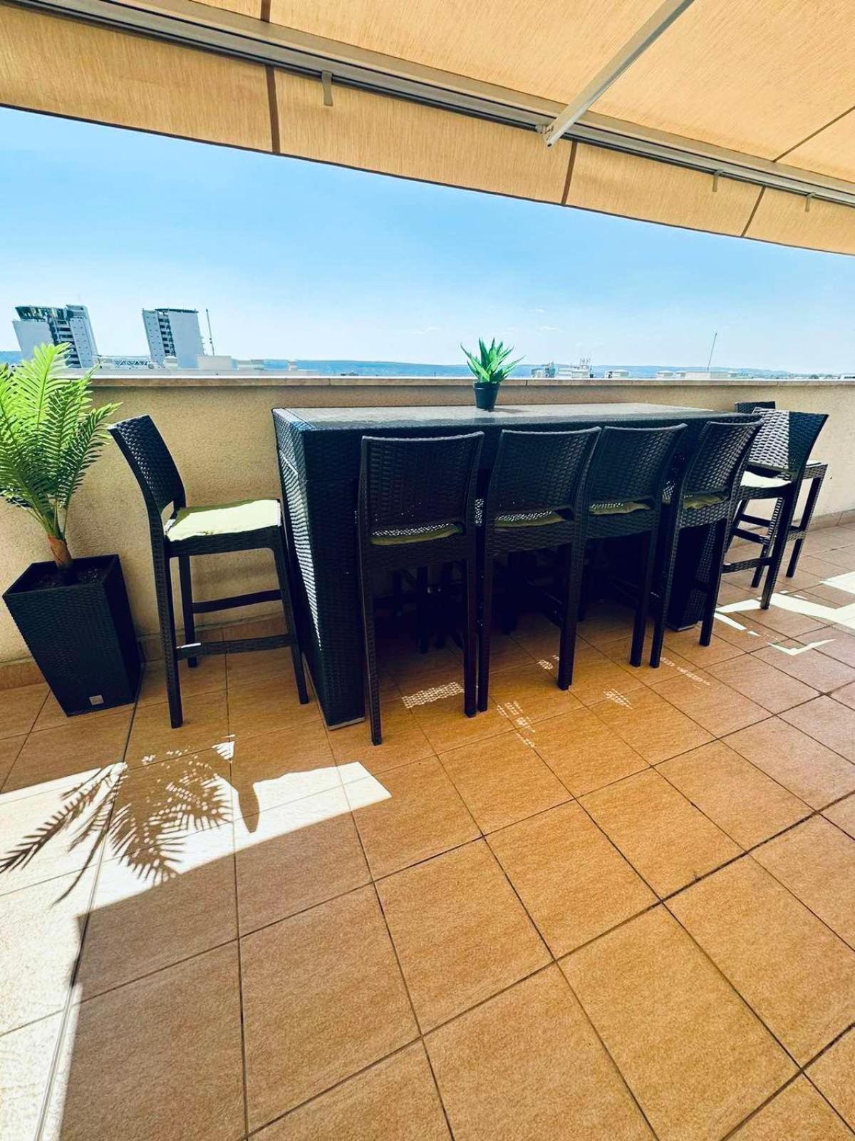 Spacious Prestige Penthouse Варна Экстерьер фото